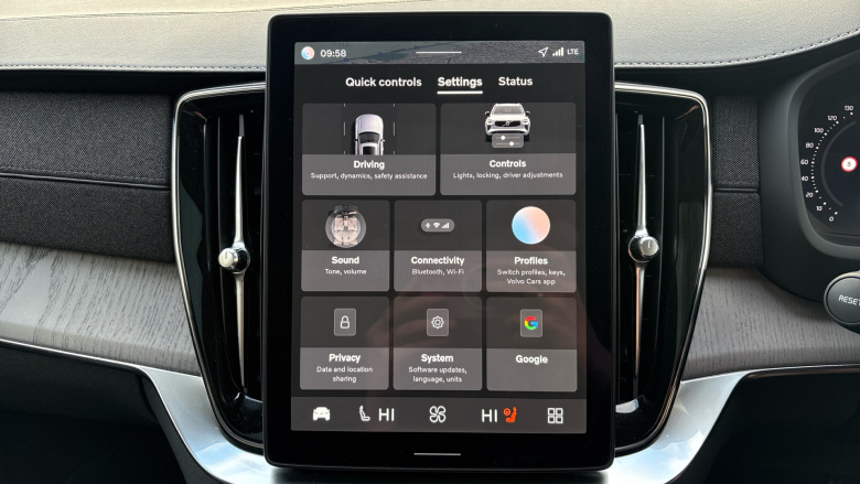 Volvo XC90 2.0 B5P Ultra Dark 5dr AWD Geartronic Petrol Estate